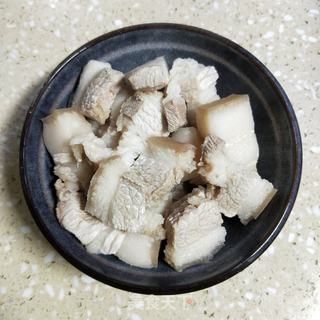处理好的五花肉